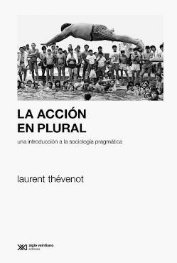 La acción plural